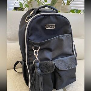 Itzy Ritzy Boss Plus Large Diaper Bag Backpack (Black)